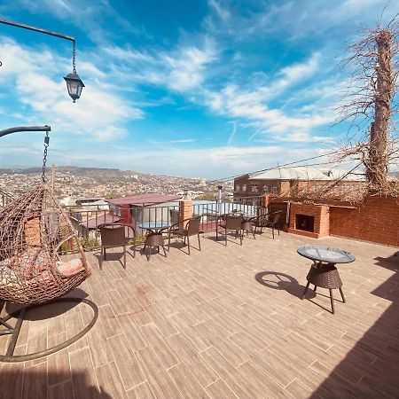 9 Borbalo Street Apartment With Terrace ティビリシ エクステリア 写真