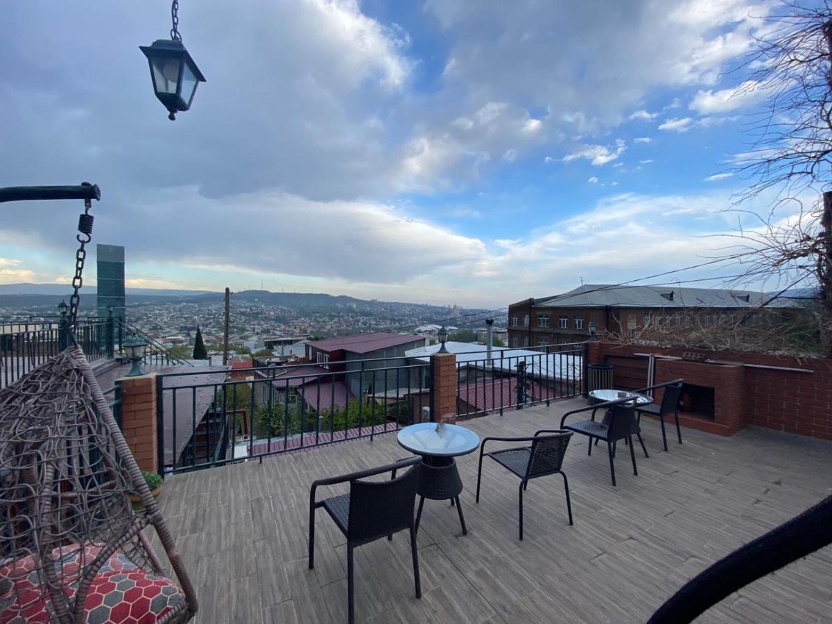 9 Borbalo Street Apartment With Terrace ティビリシ エクステリア 写真