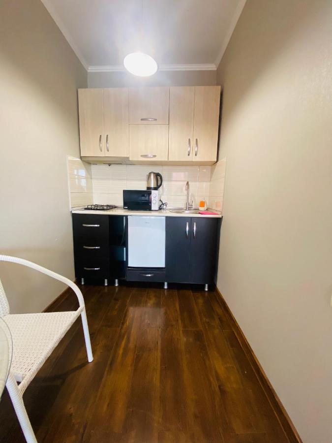 9 Borbalo Street Apartment With Terrace ティビリシ エクステリア 写真
