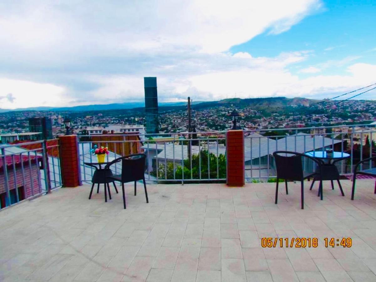 9 Borbalo Street Apartment With Terrace ティビリシ エクステリア 写真